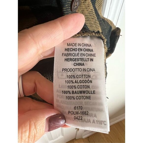 Legendary Tough As a Buck Mens Button Up Shirt L - Picture 4 of 5